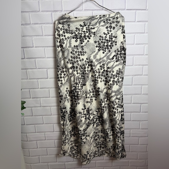 Express Animal Print Midi Skirt Women's XS - Picture 1 of 8